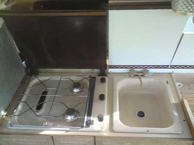 VW T25 Autohomes Kameo Sink and Cooker